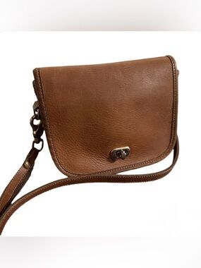 LL Bean Genuine Leather Vintage 70s 80s Crossbody Bag in Warm Brown